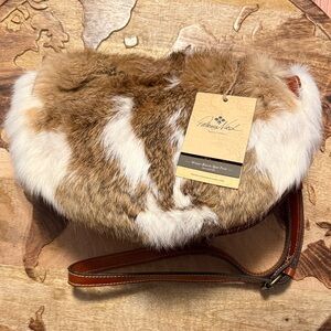 Luxurious Fur Shoulder Bag in Brown and White